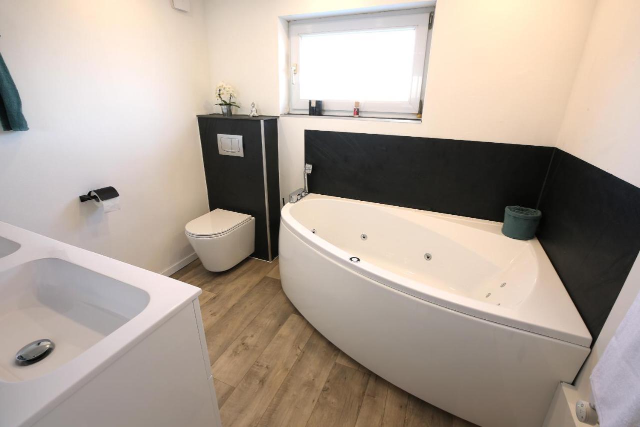 Marias Guest House Eynatten Екстер'єр фото