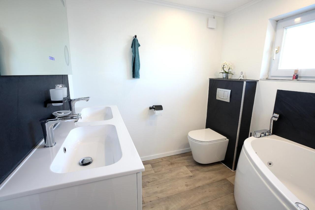 Marias Guest House Eynatten Екстер'єр фото